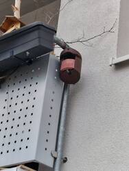 Halbhöhle am Balkon